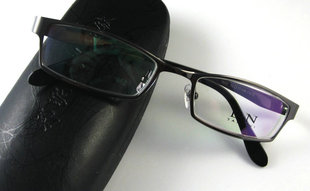 尚品眼镜 专柜正品  纯钛近视眼镜镜框 镜眼架 配眼镜9632