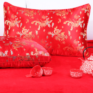 简静 床上用品龙凤呈祥红色婚庆枕芯柔软细腻单人枕头特价正品