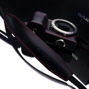 韩国Gariz 真皮相机背带 单反/微单 CHLSS2 黑色红线