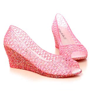 鸟巢鞋夏季新款甜美水晶鞋洞洞鞋中跟坡跟鱼嘴舒适女鞋凉鞋包邮