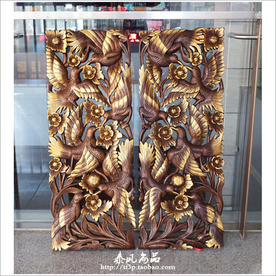 泰国实木工艺品东南亚特色木雕手工柚木彩色孔雀雕花板家居壁挂