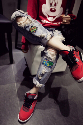 2015春装新款韩国女装帅气嘻哈破洞牛仔裤字母贴布牛仔哈伦裤女