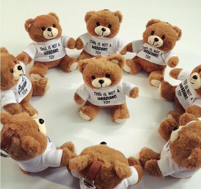 香港正品卡通小熊充电宝可爱正能量熊移动电源毛绒玩具呆萌熊通用