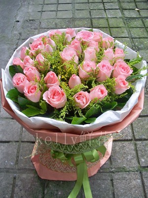 泉州鲜花同城速递 33朵粉玫瑰花束 晋江鲜花店 石狮安海鲜花