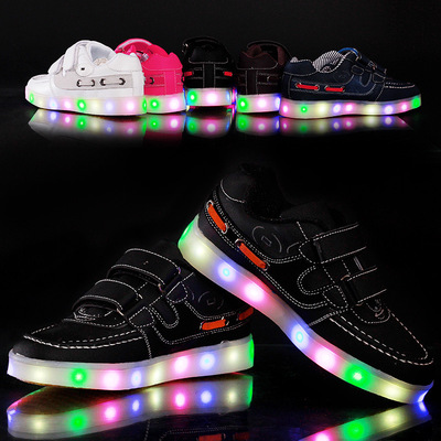 儿童LED灯鞋电池可换隐形开关男女童耐磨减震透气夜光板鞋运动鞋