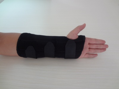 albom正品加强舒适性腕关节固定带手腕骨折脱臼肌肉损伤护理