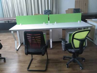 南京办公家具职员工办公桌椅钢架屏风组合工作4-6人位现代简约