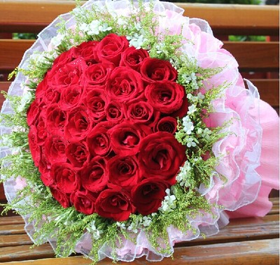 昆明玫瑰 33枝红玫瑰花束 生日送花 西安鲜花店同城速递生日礼物