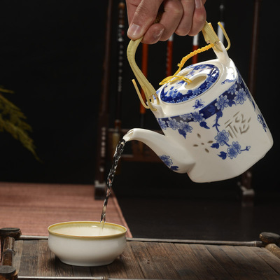 陶瓷茶壶茶具单品青花玲珑瓷高白瓷家用茶楼泡茶壶提梁壶