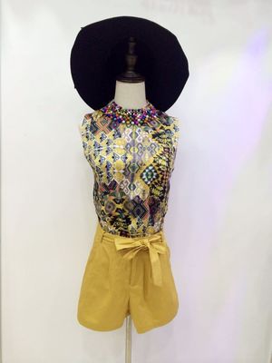 2016夏装新款时尚气质洋气领口串珠名族风花上衣黄色短裤套装潮