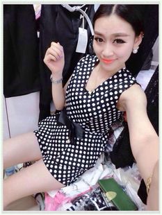 2014夏季新款女装 名媛气质黑白复古波点显瘦蝴蝶结背心+短裙套装
