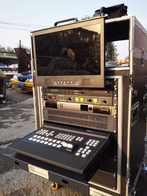 洋铭ms-2200箱载演播室液晶抽拉监视器移动导播切换台监视器一套