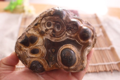 马达加斯加花纹玛瑙原石  相似美猴王 花纹玛瑙摆件 一物一图
