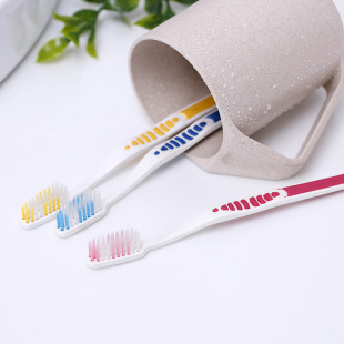 全方位清洁牙缝牙刷成人通用牙刷软毛混色弹力细丝牙刷卫生日用品