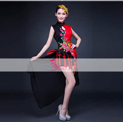 中国风扇子舞古筝小提琴现代古典舞蹈演出服装司仪旗袍表演打鼓服