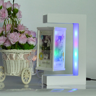 新款磁悬浮相框相册生日结婚礼物客厅摆件实用创意家居装饰工艺品