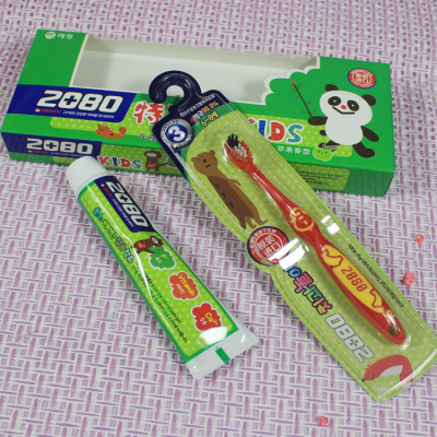 韩国原装进口2080儿童牙膏80g苹果味送3段牙刷特惠装正品满包邮