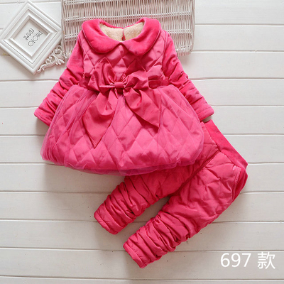 婴儿套装4衣服2女宝宝保暖0-5岁3个月加厚6冬季1冬装潮百搭两件套