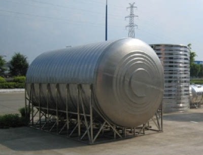 10吨不锈钢保温水箱/立式/卧式/空气能/太阳能/内304外202/水塔
