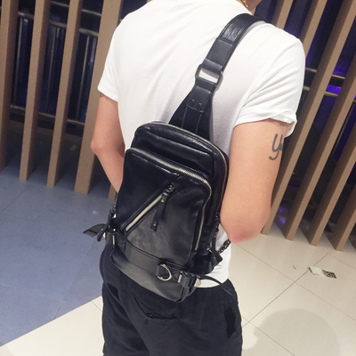 新款个性男士胸包韩版潮流包包时尚休闲单肩包挎包外出必备ipad包