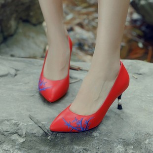 代发民族风绣花鞋 细高跟红色婚鞋 高跟鞋 新娘鞋 敬酒鞋 旗袍鞋