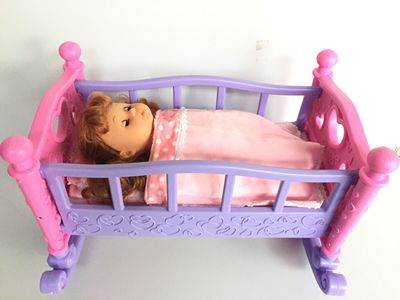 儿童女孩大号过家家玩具床 公主娃娃床玩具摇床摇篮仿真婴儿床