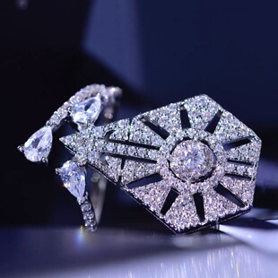 欧美时尚珠宝大牌APM满镶盾牌个性潮流韩版网红明星款戒指指环