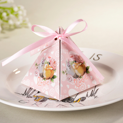欧式结婚三角喜糖纸盒子创意婚礼喜糖盒个性婚庆用品糖盒喜糖盒子