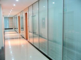 广西办公家具80款办公高隔断 办公室屏风隔断墙 隔音玻璃隔断F800
