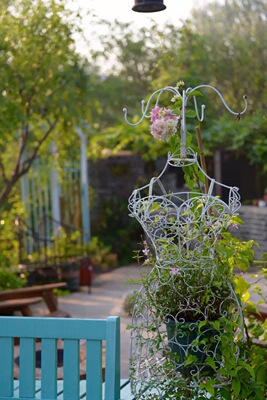 庭院创意装饰花架布置摆件铁线莲爬架 超气质美女模特 莫里斯花园