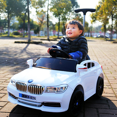 宝马儿童电动车四轮汽车遥控车可坐宝宝小孩玩具车拉杆车摇摆童车