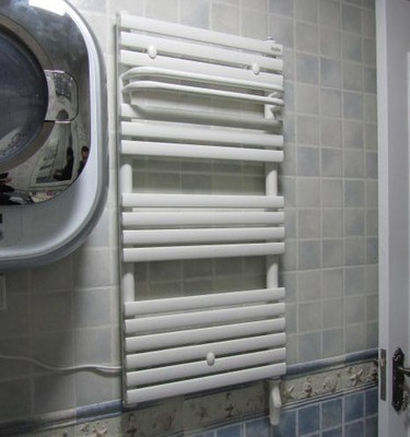 高端电热毛巾架浴巾架(意大利进口智能温控)电散热器CRWE485*1000
