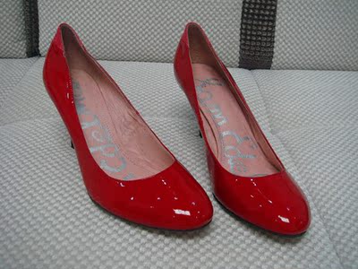 红色婚鞋 女式单鞋 高跟浅口女鞋 全皮 细跟圆头 颜色正 蛇皮拼接